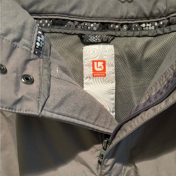 Burton Ski shell and pants - Picture 10 of 15